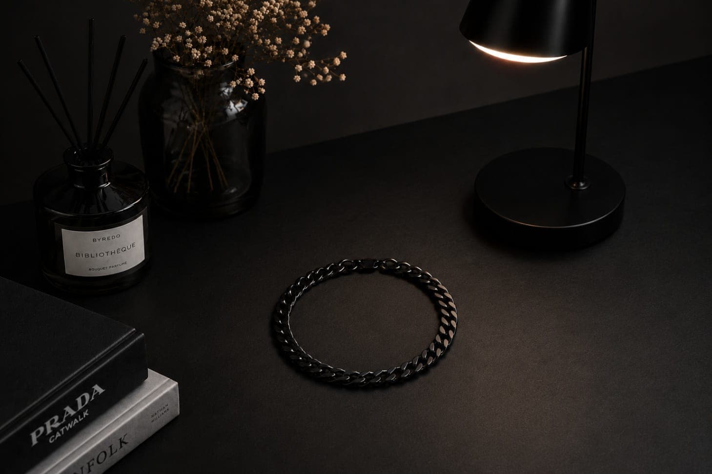 Gelang Tangan Pria Premium (Hitam) - view 1